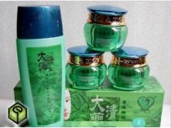 大清藥王三合一美顏霜，大清藥王產(chǎn)地，價(jià)格-- 廣西南寧市護(hù)膚精品化妝品公司銷售部