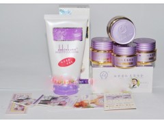正品護(hù)膚 香港杜靜桂子白里透紅四合一-- 廣西南寧市護(hù)膚精品化妝品公司銷售部