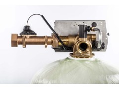 北京碧水深藍富萊克多路閥，F(xiàn)LECK軟水器多路閥-- 北京碧水深藍環(huán)保科技發(fā)展有限公司