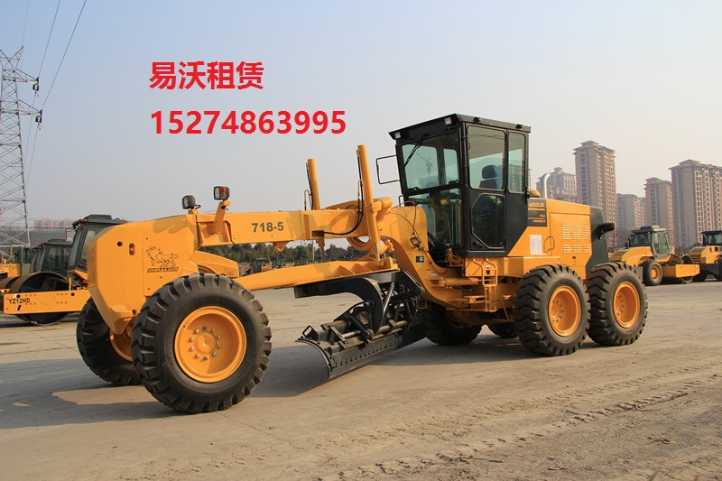 水穩(wěn)施工路面設備平地機租賃湖南包月出租-- 長沙易沃工程機械設備有限公司