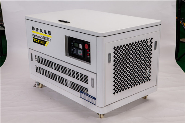 20kw靜音無(wú)刷汽油發(fā)電機(jī)組報(bào)價(jià)-- 上海豹羅實(shí)業(yè)有限公司