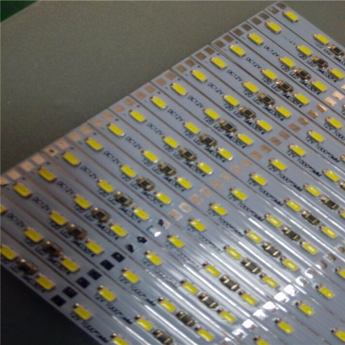12V 5MM寬和8MM寬1米120燈3014硬燈條鋁基板